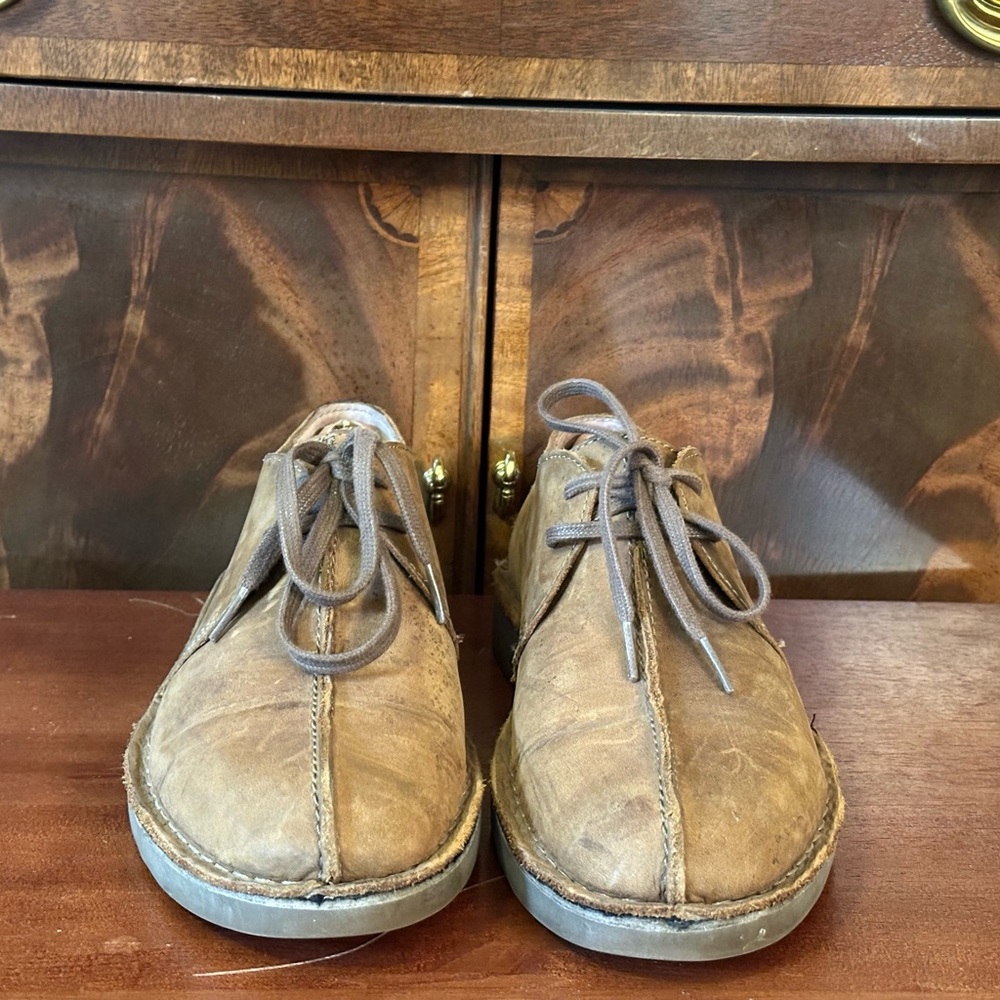Clark’s Bushacre Suede Oxfords